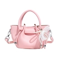 Sac seau en cuir rose à grain litchi avec design plissé et breloques en perles - Rose