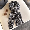 Stylish black and white leopard print pleated scarf with elegant accordion fold texture - 70*150cm / Beige-Black
