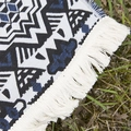 Bohemian Picknickdecke mit blau-schwarzen Mustern und weißen Baumwoll-Fransen am Rand - 100*150cm / Marineblau
