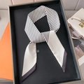 Klassieke zwart-wit gestreepte zijden twilly sjaal in een luxe presentatie - Wit Gestreept Stijl (TLP-181-白色)