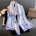 Elegante sciarpa di seta viola con stampa floreale e bordi blu per un look autunnale - 90*180cm / Violetto