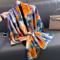 Sciarpa di seta satinata con stampa floreale, elegante scialle da donna arancione e viola - Viola-Arancione