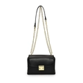 Borsa a tracolla minimalista in pelle nera con catena dorata e chiusura a scatto - Nero