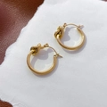 Orecchini a cerchio annodati in acciaio al titanio placcati oro 18K con design a torsione - Stile Annodato (Diametro 2,3 cm)