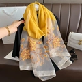 Écharpe élégante en soie et laine pour femmes avec broderie florale jaune et voile léger - 80*190cm / Jaune