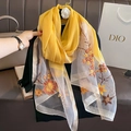 Eleganter Schal aus Seide und Wolle mit Blumenstickerei und gelb-weißem Patchwork - Gelb