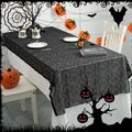 Halloween Tischdecke aus schwarzer Spitze mit Spinnennetz für festliche Dekoration - 100*100cm / Geisterhand