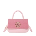 Bolso bandolera rosa de materiales combinados con hebilla dorada de la letra M - Rosa