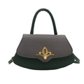 Bolso con forma de abanico verde oscuro con solapa tejida gris y hebilla de flores - verde oscuro