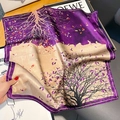 Seidenquadrat mit violettem Farbverlauf und Astmuster bei weicher Beleuchtung - Khaki Lila / 53*53cm