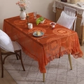 Tovaglia in pizzo arancione con ricami floreali e bordi a balze per decoro casa - 140*100cm / Orange Floral