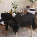Nappe élégante en dentelle noire avec motifs de losanges et franges pour la décoration - 140x220 / Noir
