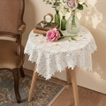 Mantel vintage de encaje blanco con motivos florales para una mesita de noche - 90*90cm / Patrón de Flor de Ciruelo