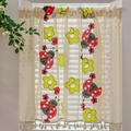 Cortina de café en encaje crema con bordado de mariquitas y flecos para ventanas pequeñas - 140*60 / Bordado de Mariquita
