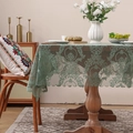 Tovaglia in pizzo verde scuro con ricamo damascato e bordi a conchiglia ondulati - 140*100cm / verde chiaro