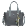 Hellblaue Shopper Tasche mit Webmuster, Hund-Anhänger und verstellbarem Riemen - Hellblau mit Anhänger