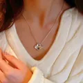 Collana francese in argento con ciondoli a foglia, gemma blu e cristalli lucidi - Unicorno della Fortuna - Collana (E2959)
