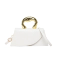 Borsa a mano bianca effetto coccodrillo con manico in metallo dorato dal design fluido - Bianco