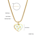 Details zur Herz-Kleeblatt-Kette mit Größenangaben und goldener Schlangenkette - Gold