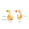 Detailed view of irregular twisted gold plated stainless steel J-shaped stud earrings - Gold (EA549501G)