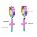 Detaillierte Maße für Regenbogen-Edelstahl-Ohrringe mit Kreuzanhängern und Huggie-Design - Regenbogen (EA510301Y)