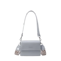 Borsa a tracolla in vernice celeste con doppie cinghie e stampa frontale chic - Blu