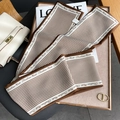 Écharpe étroite en soie à motif pied-de-poule marron et crème pour cheveux et sacs - Marron / 145cm