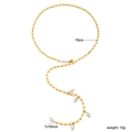 Collier chaîne trombone dorée de 70cm avec cinq perles baroques de 7x10mm sur blanc - Style de Chaîne Longue en Perle Baroque (NS000014G)