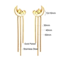 Detalle de pendientes de luna y estrella en acero dorado con flecos largos de cadena serpiente - Dorado (EA56760AG)