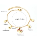 Détail du bracelet en acier doré avec breloques champignon et fleur et dimensions - Thème Champignon Fleur (BR24180EG)