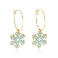 Pendientes de aro dorados con colgantes de copos de nieve azul claro y estilo minimalista - Estilo Copo de Nieve Esmalte Dorado (EA555301G)
