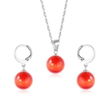 Parure en acier inoxydable avec pendentifs ronds en pierre œil de chat rouge sur fond blanc - Couleur Acier Pierre Oeil de Chat Rouge