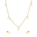 Parure collier et boucles d'oreilles dorées avec étoiles et lunes sur fond blanc - Style Étoile & Lune Doré (SE250801G)