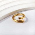Minimalistischer unregelmäßiger offener Ring mit 18K Goldbeschichtung aus Edelstahl - US 6 / Minimalistischer Geschwungener Stil (RI127906-9G)