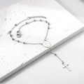 Pulsera de cuentas de acero inoxidable plateado con cruz y dije religioso ovalado - Estilo Cruz Medalla Religiosa Plateada (BR256301S)