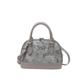 Elegante bolso bandolera lila con textura de jacquard floral y asas de cuero - Gris