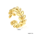 Macro-opname van de gouden olijfbladring met afmetingen 8,8mm en gewicht 3,7g - Gouden Olijfblad Stijl (RI140901G)