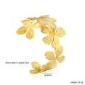 Bracelet joncs fleurs vintage plaqué or 18K avec maillons amovibles taille ajustable - Bracelet Cinq Fleurs Texture Brossée (BR926701G)
