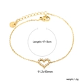 Bracciale in acciaio inossidabile dorato con ciondolo a cuore scintillante e catena regolabile - Stile Cuore Dorato (BR27410AG)