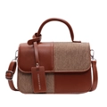 Bolso bandolera cuadrado marrón bicolor en mezcla de cuero y tejido texturizado - Marrón