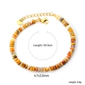 Dettaglio del bracciale con perline di pietra naturale colorata e chiusura a moschettone oro - Stile Perle in Pietra a Disco Multicolore (BR28100MG)