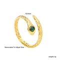 Schlangenring mit grünem Stein und Gold-Finish aus 18K Edelstahl im 45-Grad-Winkel - Goldene Schlange Grüner Edelstein Stil (RI158008G)