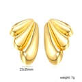 Pendientes de metal dorado pulido con diseño de abanico texturizado de 22x25mm - Estilo Ondulado de Concha de Abanico (EA5C3001G)