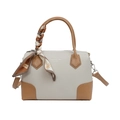 Modieuze beige Boston-tas met bruine lederen bies en decoratieve zijden sjaal detail - Wit
