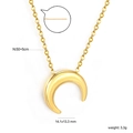 Collier minimaliste avec pendentif lune doré pour femme avec dimensions et chaîne fine - Style Croissant de Lune Doré (NE2F4501G)