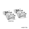 Detail view of silver crown earrings with dimensions 8.8x6.1mm and 0.8g weight - Silver (EA141301S)