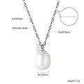 Dettaglio del ciondolo con perla d'acqua dolce 8x13,6mm su catena in acciaio inossidabile - Stile Minimalista Argentato (NE2B910AS) / 40+5cm
