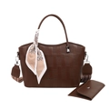 Dunkelbraune Karo-Handtasche Set mit breitem Muster-Schultergurt und bedrucktem Seidentuch - Braun