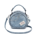 Hellblaue Jeans-Patchwork-Rundtasche mit Metallnieten und praktischem Tragegriff - Denim-Blau
