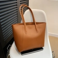 Caramel brown large capacity tote bag in smooth faux leather for casual commuting style - Brown